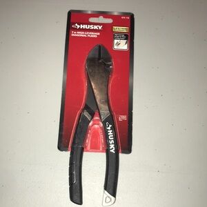 Husky 7" Diagonal Pliers - Brand new in box